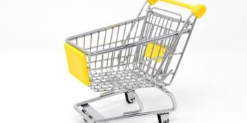 Kuliah Jurusan Ekonomi Pembangunan Bikin Saya Tidak Bisa Enjoy Shopping Lagi