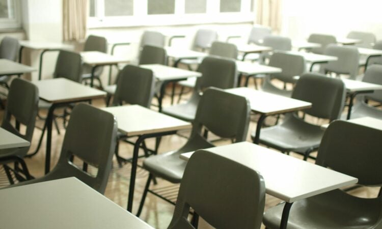 5 Alasan yang Membuat SPs UIN Jakarta Berbeda dengan Program Pascasarjana Kampus Lain Mojok.co