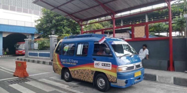Feeder Batik Solo Trans, Angkutan yang Bikin Iri Orang Magelang Mojok.co