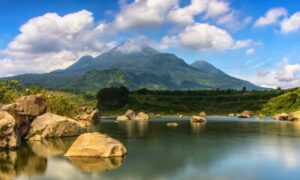 Alasan Orang Surabaya Lebih Sering Healing Kilat ke Mojokerto daripada ke Malang