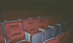 3 Alasan Saya Lebih Senang Nonton Film di Bioskop Jadul Rajawali Purwokerto daripada Bioskop Modern di Mall