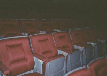 3 Alasan Saya Lebih Senang Nonton Film di Bioskop Jadul Rajawali Purwokerto daripada Bioskop Modern di Mall Mojok.co