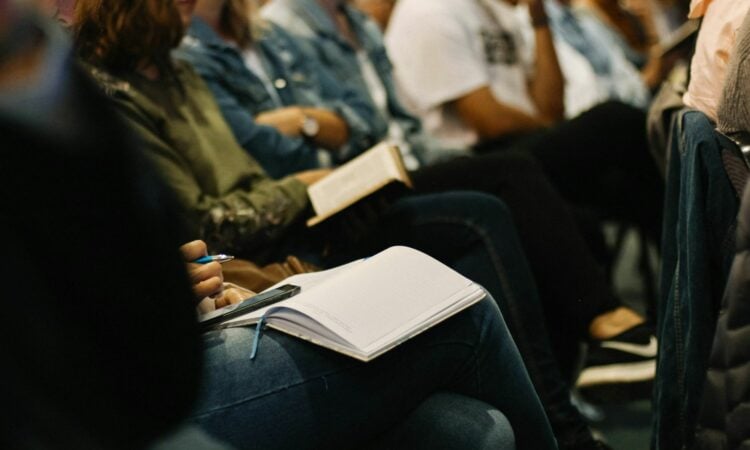 3 Alasan Jangan Memasang Ekspektasi Ketinggian ke UIN Palembang, Takutnya Nanti Kecewa Mojok.co