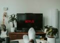 4 Rekomendasi Film Natal di Netflix yang Cocok Ditonton Bersama Keluarga Mojok