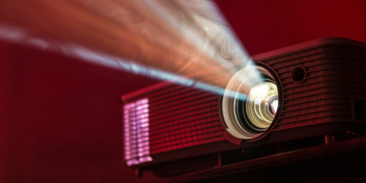 Alasan Golden Theater Kediri Masih Bertahan dan Tetap Ada di Hati Masyarakat Kediri