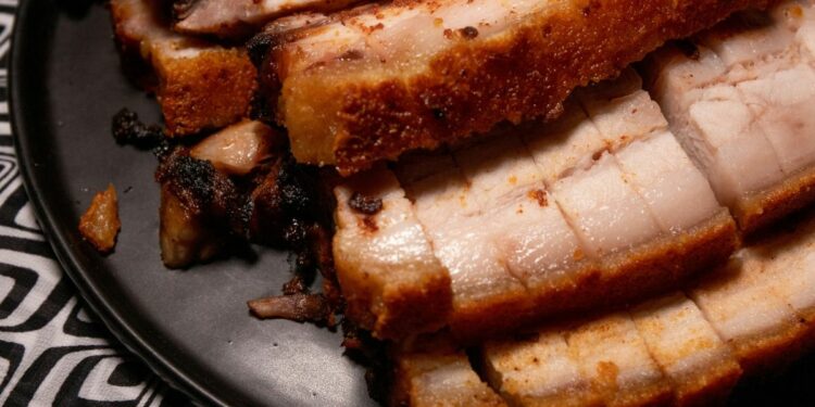 5 Rekomendasi Kuliner Babi Surabaya untuk Kalian yang Menghabiskan Cuti Natal di Kota Pahlawan