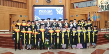 Kuliah Bukan Perlombaan Lulus Tepat Waktu, Universitas Terbuka (UT) Justru Mengajarkan Saya Lulus Tepat Tujuan