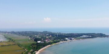 Jepara Adalah Kota Ukir, Kota yang Ahli Memahat Indah kecuali Masa Depan Warganya