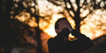 Kelas Menengah, Pemegang Nasib Paling Sial di Indonesia (Unsplash)