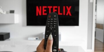 5 Hal yang Mungkin Terjadi Setelah Netflix Resmi Mengakuisisi Warner Bros