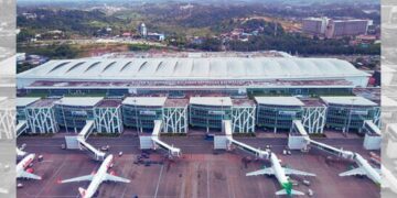 Pengalaman Nonton Film di Bioskop Bandara Sepinggan Balikpapan, Alternatif Menunggu Penerbangan Tanpa Menguras Dompet Mojok.co