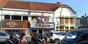 Pengendara Jogja Jarang Klakson Bukan Berarti Mereka Beradab di Jalan dan Layak Jadi Teladan  Mojok.co