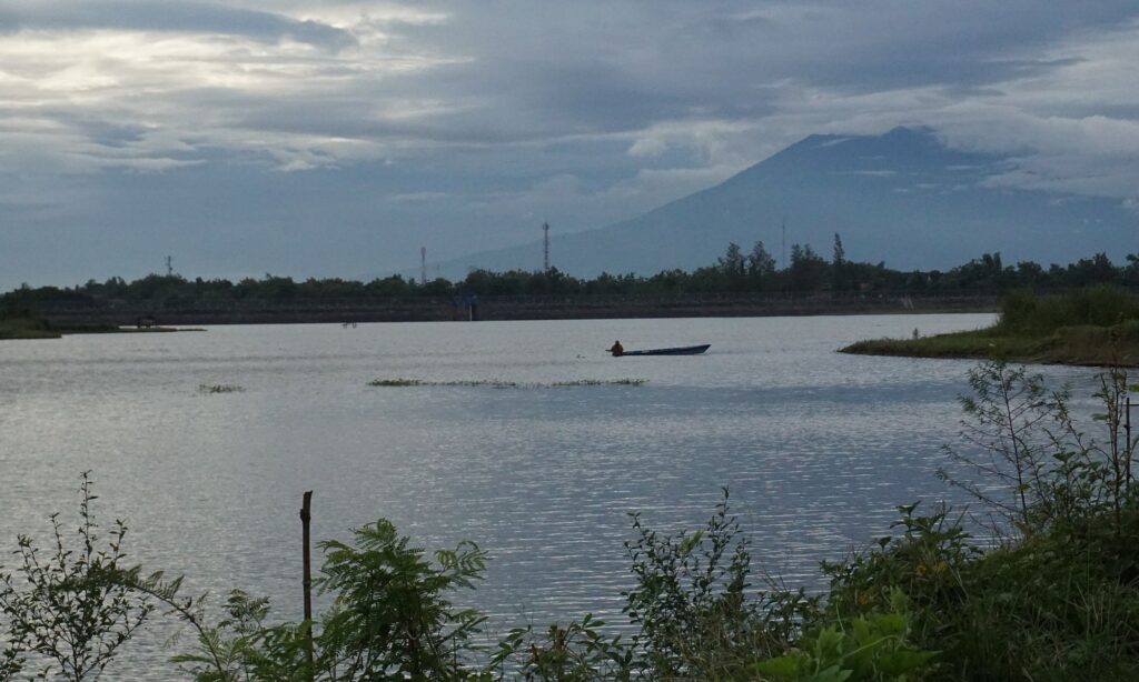 Dilema Pemuda Sragen: Bertahan Nggak Berkembang, Ditinggal Dikira Nggak Sayang Kampung Halaman Mojok.co
