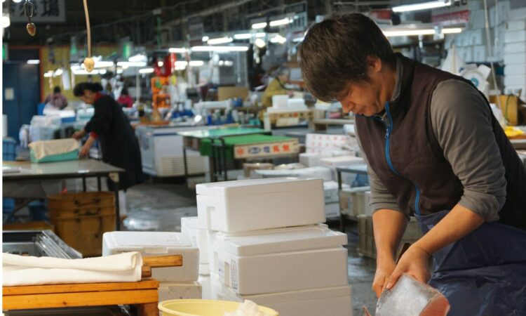 Mencoba Memahami Alasan Orang-orang Kabur dari Magang di Jepang Terminal