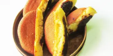 8 Dosa Penjual Kue Pukis yang Mengecewakan Pembeli (Danangtrihartanto - Wikimedia Commons)