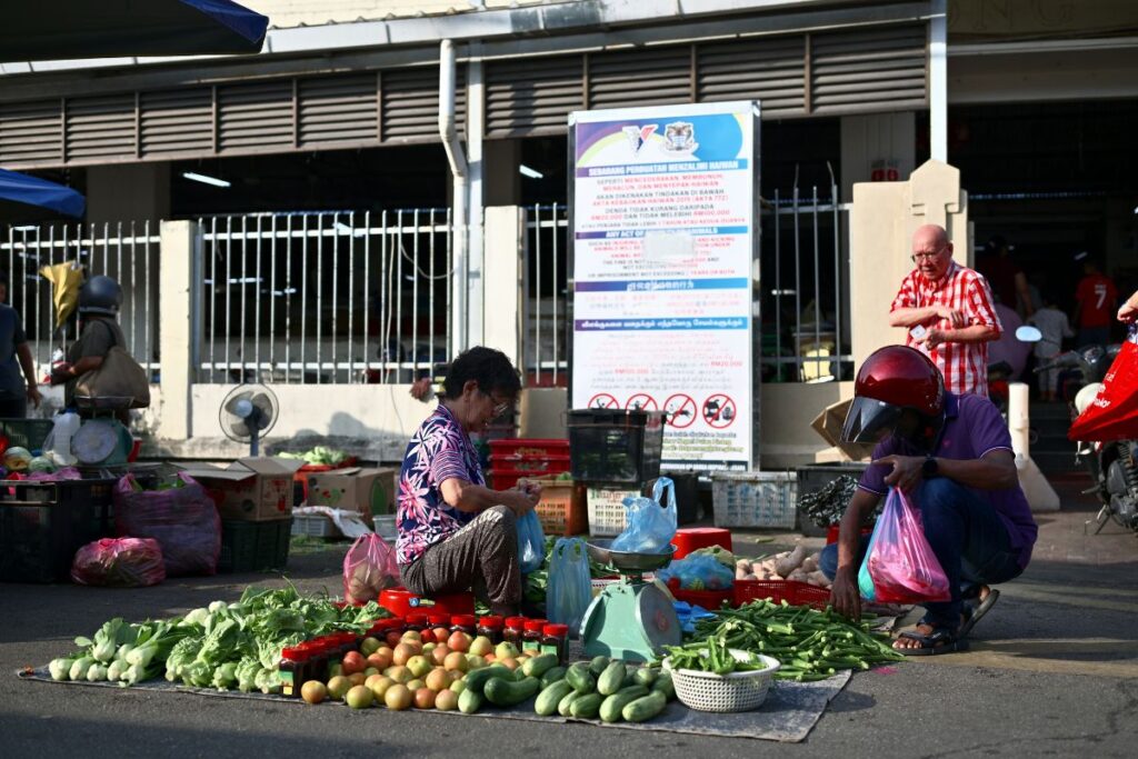 Pasar Gedang Lumajang, Pusat Ekonomi Warga Lokal yang Menguji Kesabaran Pengguna Jalan