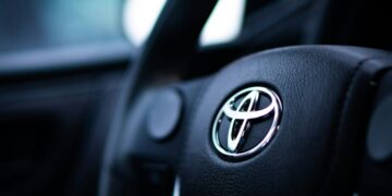 Toyota Veloz, Mobil yang Sangar di Jalan Datar tapi Lemas di Tanjakan