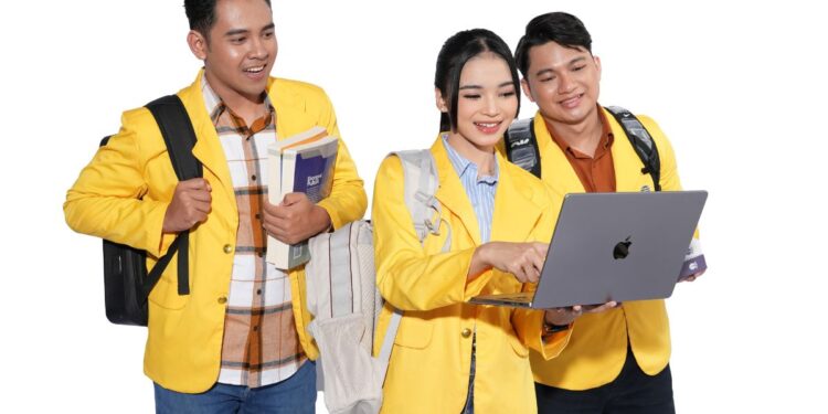 UT, Kampus Terbaik Tempat Mahasiswa Tangguh yang Diam-diam Berjuang dan Bertahan Demi Masa Depan