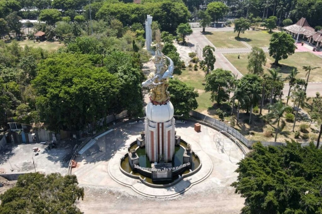 Sidoarjo Bukan Sekadar "Kota Lumpur", Ia Adalah Tempat Pelarian Paling Masuk Akal bagi Warga Surabaya yang Mulai Nggak Waras