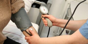 Menerima Takdir di Jurusan Keperawatan, Jurusan Paling Realistis bagi Mahasiswa yang Gagal Masuk Kedokteran karena Biaya