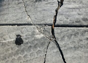 5 Hal yang Menjebak Pengendara di Jalan Parangtritis Jogja, Perhatikan demi Keselamatan dan Kenyamanan Bersama