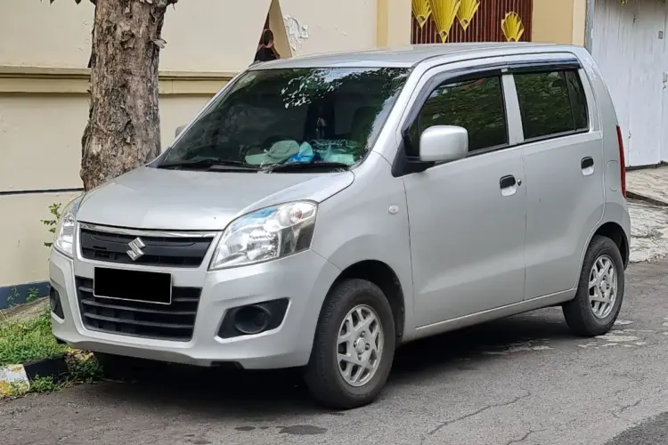 Karimun Wagon R: Mobil Kecil yang Menyelamatkan Pemiliknya dari Gosip Kampung