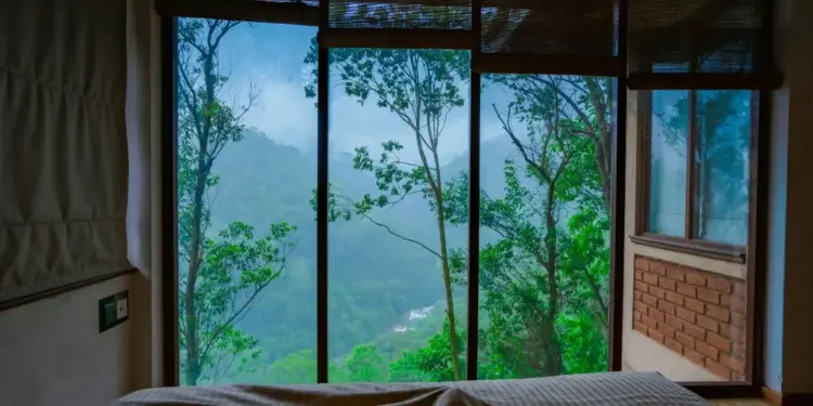 Pengalaman Menginap di Bobocabin Pacet Mojokerto: Tenang dan Nyaman, tapi Nggak Cocok buat Penakut