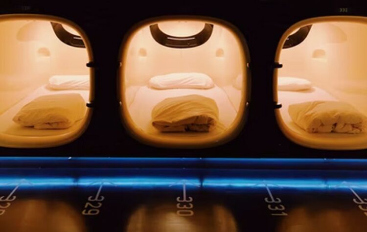 Pengalaman Menginap di Hotel Kapsul Bandara Soekarno Hatta (Unsplash)