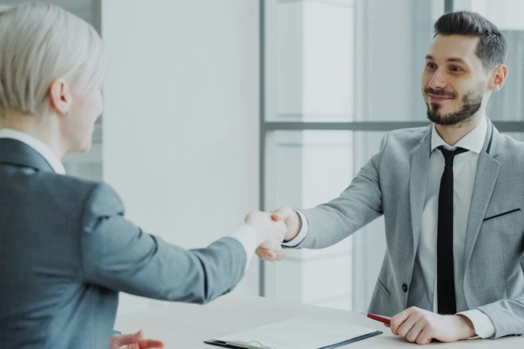 Sales: Pekerjaan yang Tidak Pernah Dicita-Citakan, tapi Sulit untuk Ditinggalkan