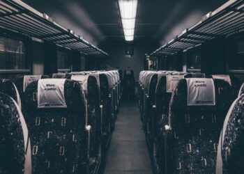 3 Keunggulan Kereta Api Eksekutif yang Tidak Akan Dipahami Kaum Mendang-Mending yang Naik Kereta Ekonomi