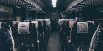 3 Keunggulan Kereta Api Eksekutif yang Tidak Akan Dipahami Kaum Mendang-Mending yang Naik Kereta Ekonomi