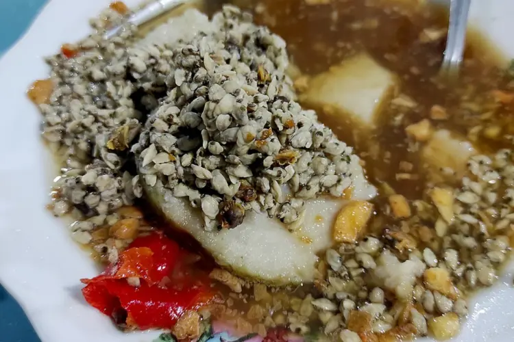 3 Makanan Khas Jawa Timur yang Jangan Pernah Kamu Coba (Wikimedia Commons)