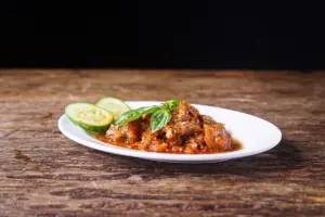 Dosa Penjual Oseng Mercon Menghilangkan Statusnya Sebagai Kuliner Unik, padahal Ia Adalah Makanan Khas Jogja Paling Seksi