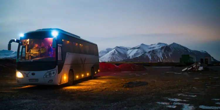 Ilustrasi Bus Bagong Berisi Keresahan, Jawaban dari Derita Penumpang (Unsplashj)