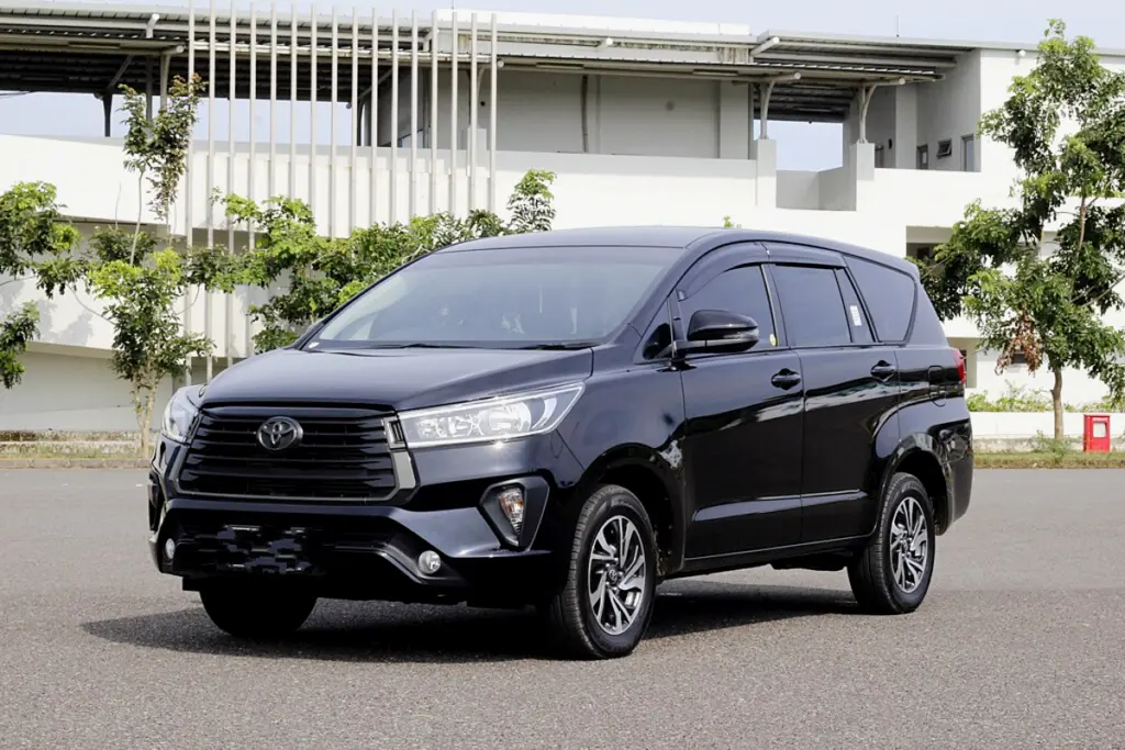 Innova Reborn, Mobil Zalim yang Mengalahkan Kesalehan Zenix (Wikimedia Commons)