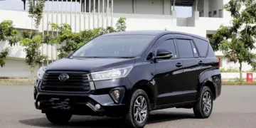 Innova Reborn, Mobil Zalim yang Mengalahkan Kesalehan Zenix (Wikimedia Commons)
