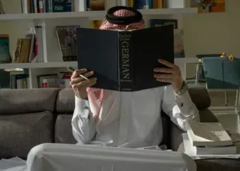 Sisi Gelap Mahasiswa Timur Tengah- Stempel Suci yang Menyiksa (Unsplash)