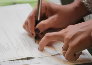 Duka Menikah di KUA, Dikira Hamil Duluan padahal Cuma Pengin Hemat Mojok.co