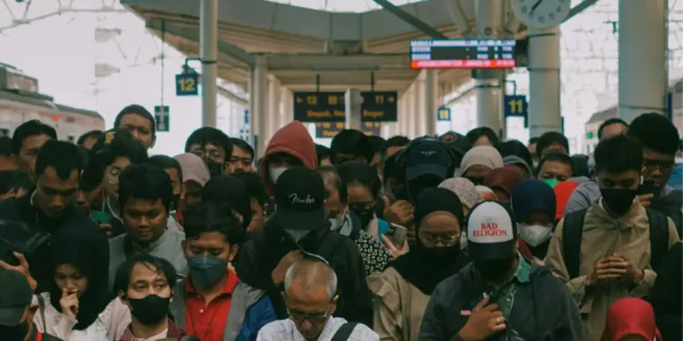 Resign karena Nggak Kuat Menghadapi Stasiun Manggarai Adalah Alasan yang Masuk Akal, Bukan Lemah Mojok.co