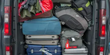 Sandwich Generation Merantau demi Perbaiki Nasib, Eh Duit Malah Ludes Tiap Mudik Mojok.co