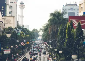 3 Tempat Makan di Bandung yang Wajib Dicoba Setidaknya Sekali Seumur Hidup Mojok.co