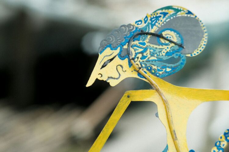 7 Istilah Dingin dalam Bahasa Jawa, Mulai dari Adem sampai Sembribit Mojok.co