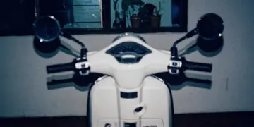 Alasan Vespa Matic Dibenci Tukang Servis Motor Mojok.co