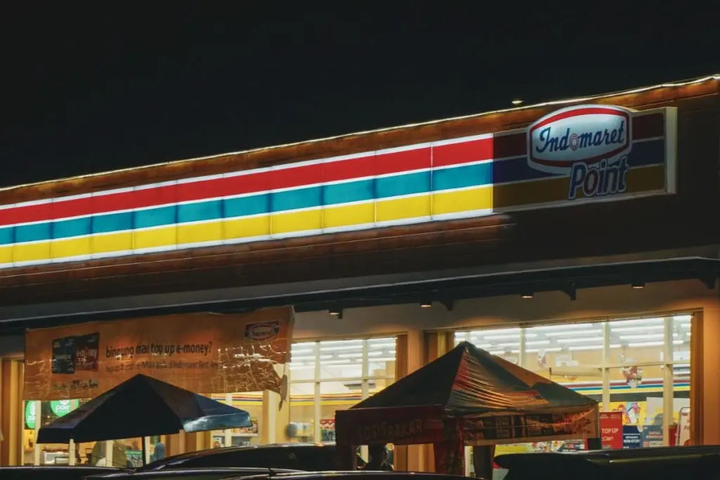 5 Barang Private Label Indomaret yang Ternyata Lebih Unggul Dibanding Merek-merek yang Sudah Besar Mojok.co