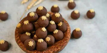 4 Rekomendasi Kue Kering Holland Bakery yang Cocok Jadi Suguhan saat Lebaran Mojok.co