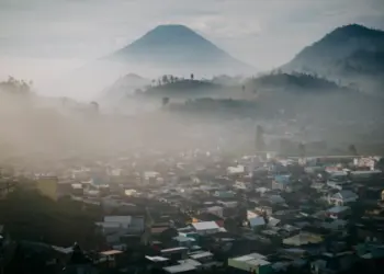 Wisata Wonosobo Enak Dinikmati, tapi Tidak untuk Ditinggali (Unsplashj)