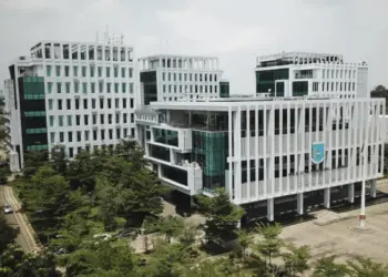 3 Tempat yang Bikin Saya Merindukan Tangerang Selatan (Wikimedia Commons)