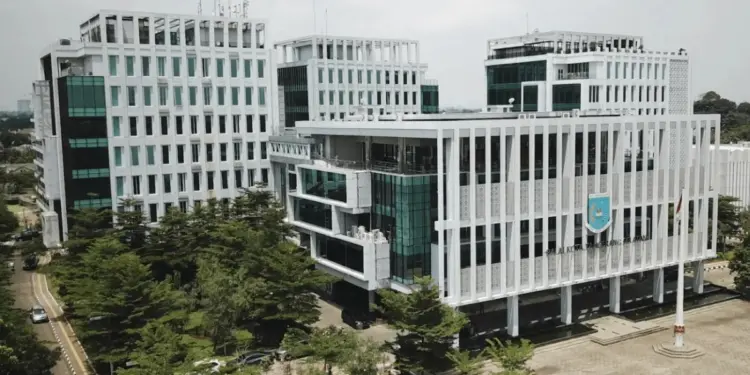 3 Tempat yang Bikin Saya Merindukan Tangerang Selatan (Wikimedia Commons)