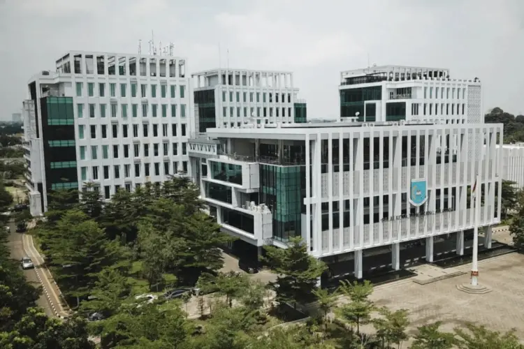 3 Tempat yang Bikin Saya Merindukan Tangerang Selatan (Wikimedia Commons)