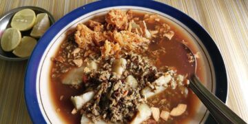 Lontong Kupang Kuliner Red Flag Jawa Timur, tapi Banyak yang Suka Mojok.co